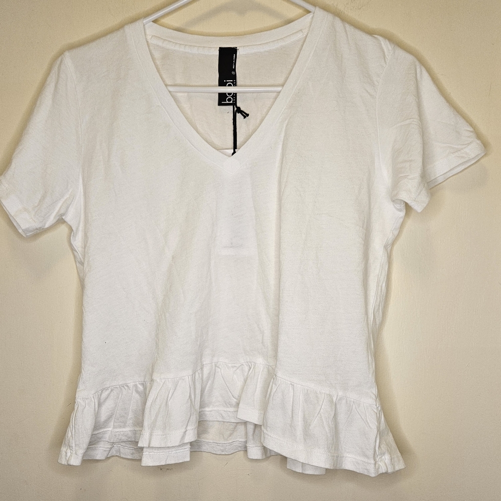 NWT Bobi white 100% cotton loose fit ruffle bottom, Small
